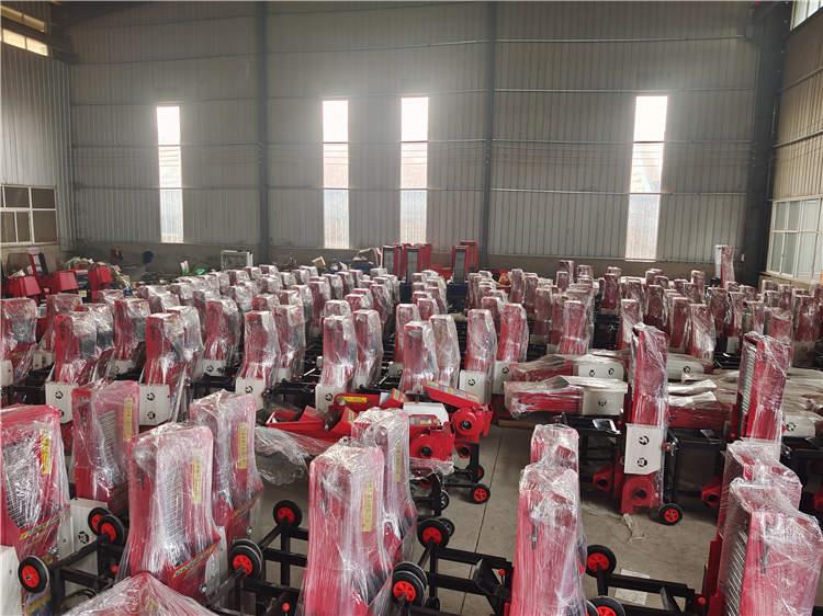 飼料顆粒機(jī)、鍘草機(jī)、飼料攪拌機(jī)、多功能（自吸）粉碎機(jī)、蔬果切絲機(jī)、木材粉碎機(jī)